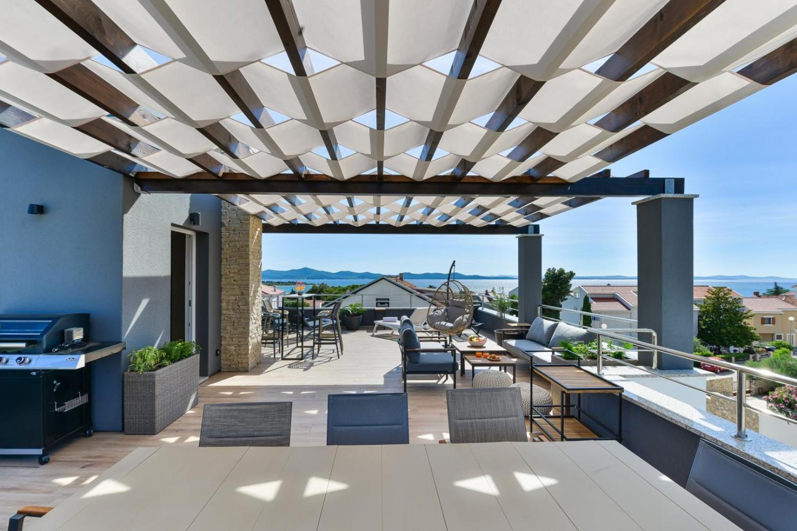 Villa Crowonder Adriana - With Heated Swimming Pool, Jacuzzi And Sauna