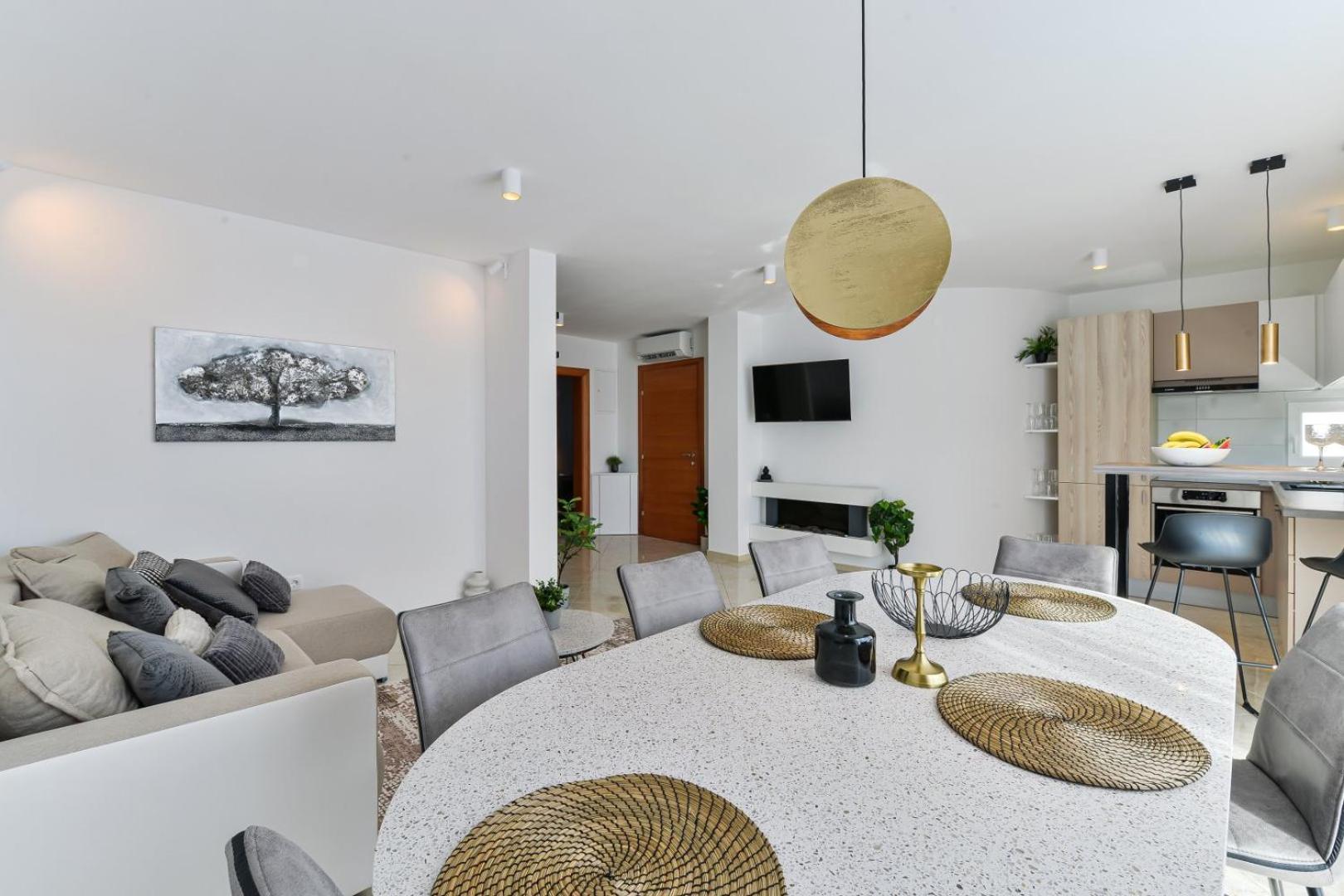 Crowonder Adriana - With Heated Swimming Pool, Jacuzzi And Sauna * Zadar