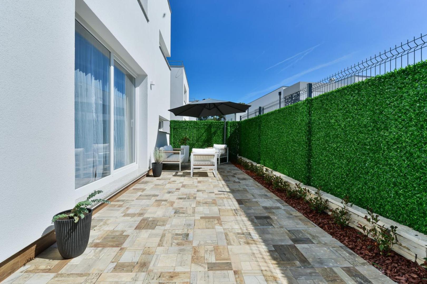 Villa Crowonder Adriana - With Heated Swimming Pool, Jacuzzi And Sauna *