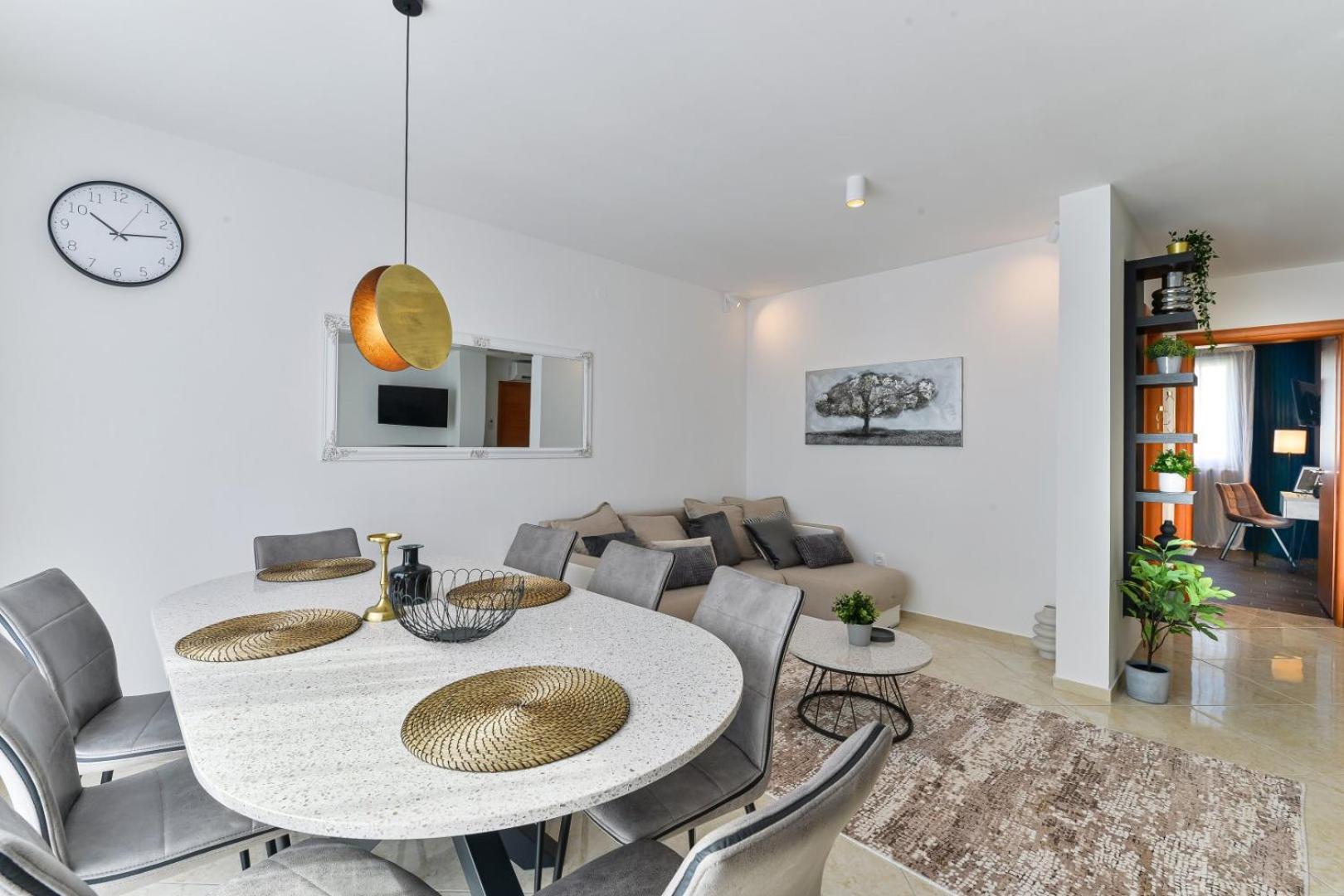 Villa Crowonder Adriana - With Heated Swimming Pool, Jacuzzi And Sauna *