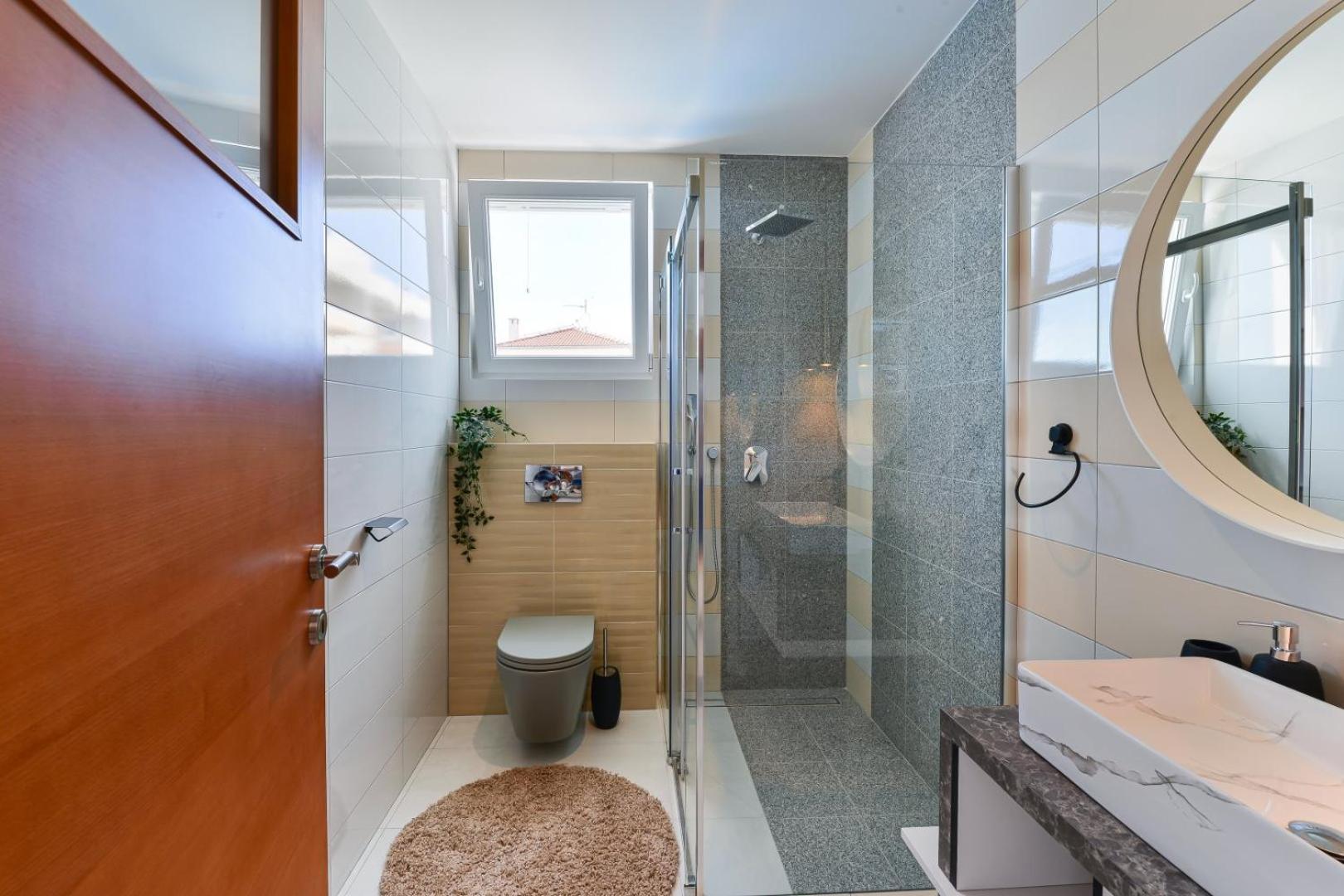 Crowonder Adriana - With Heated Swimming Pool, Jacuzzi And Sauna Zadar