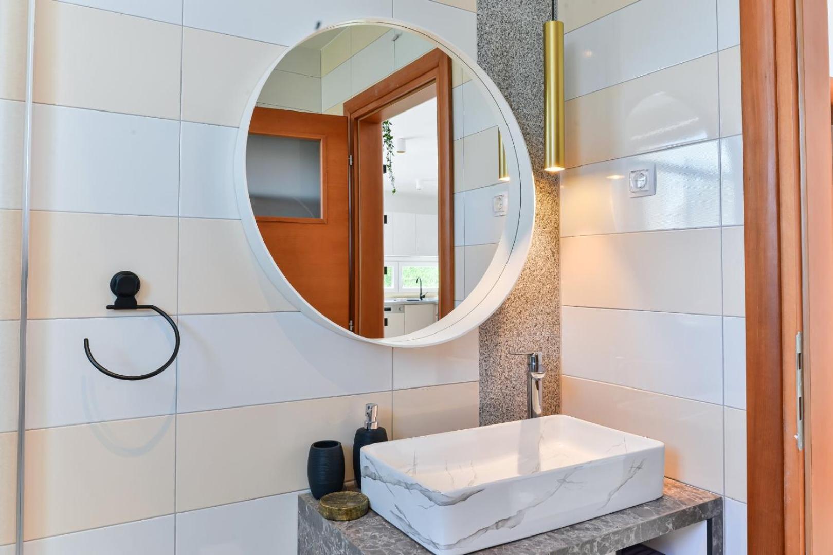 Crowonder Adriana - With Heated Swimming Pool, Jacuzzi And Sauna * Zadar